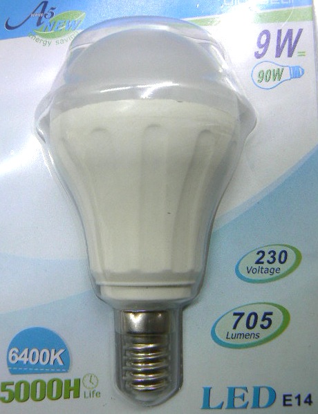 LAMPADINA LED E14 O E27 9W= 90W Luce fredda
