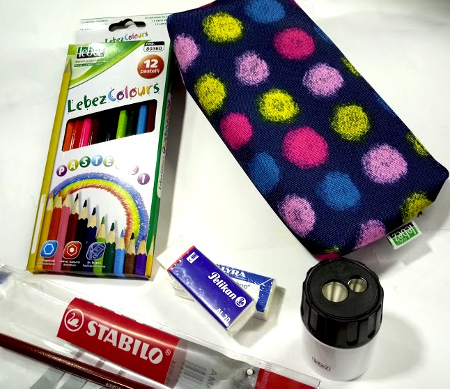 kit Bustina Scuola completa di accessori al 50% scontata