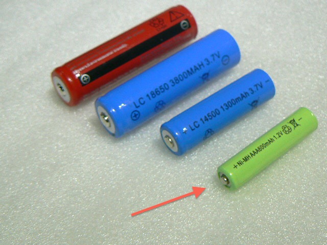 Ni MHA AAAA 600 mAh BATTERIA RICARICABILE al Litio AAA 