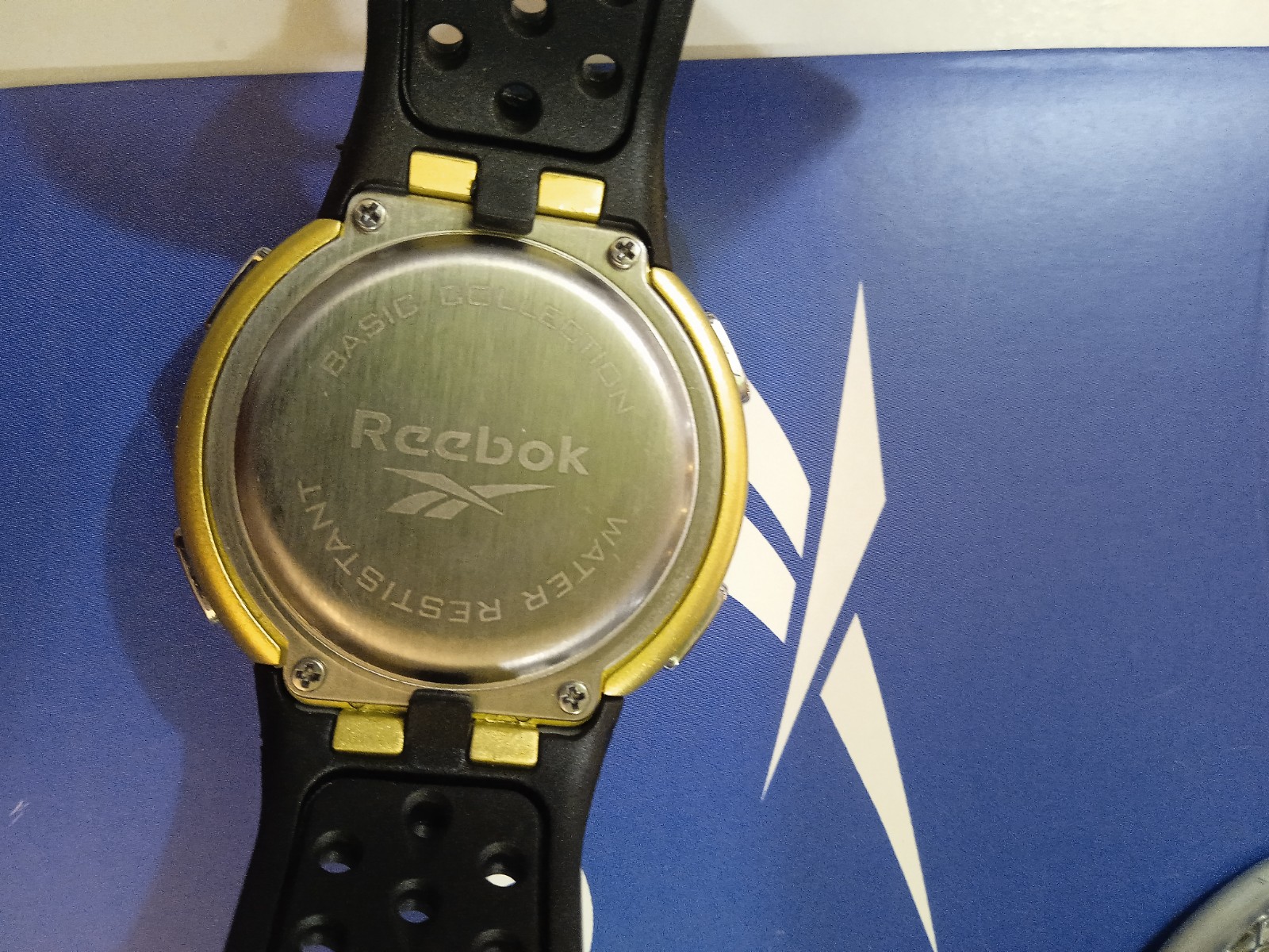 ordina Reebok Basic 1plus BS-01-RD Orologio Unisex Al quarzo ROSSO