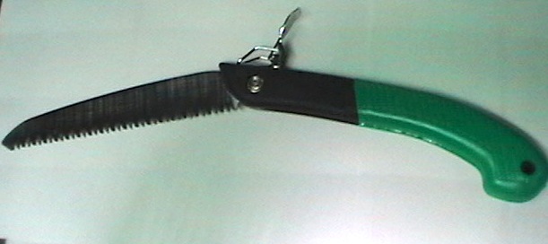 COLTELLO SEGHETTO PIEGHEVOLE Multius